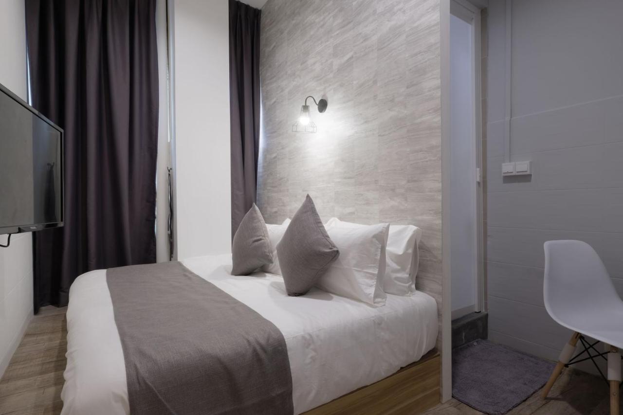 คิว ลอฟต์ โฮเทลส์ แอท เบดอก Hotel สิงคโปร์ ภายนอก รูปภาพ